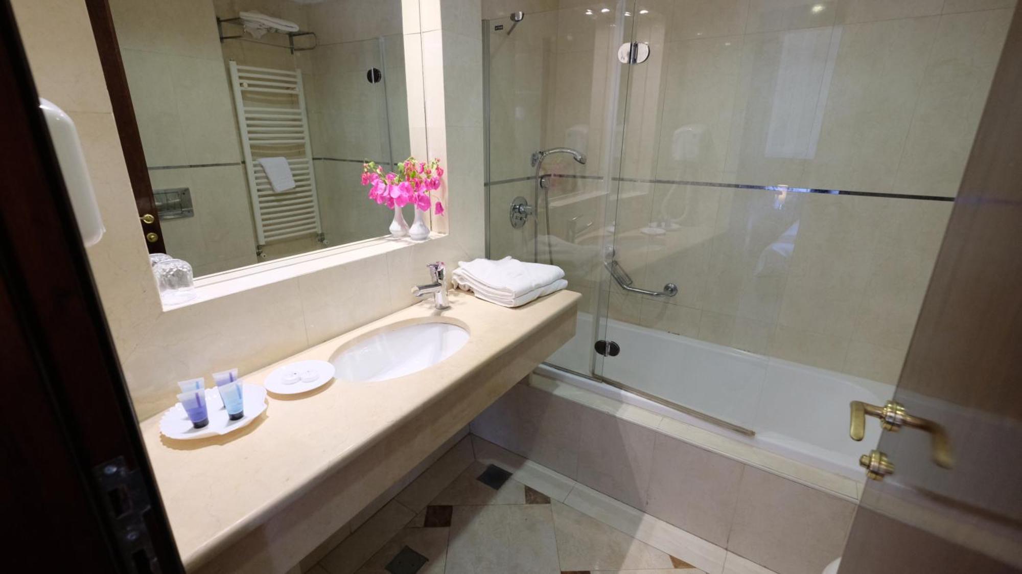 Christmas Hotel - Jerusalem Phòng bức ảnh